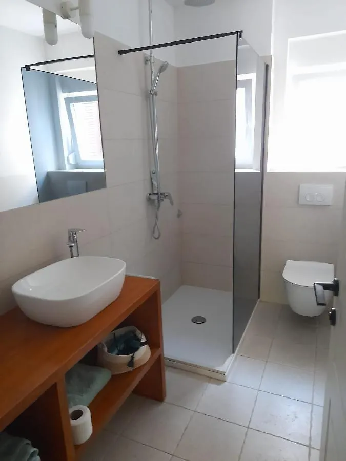 Apartment Mendula Split 0*,